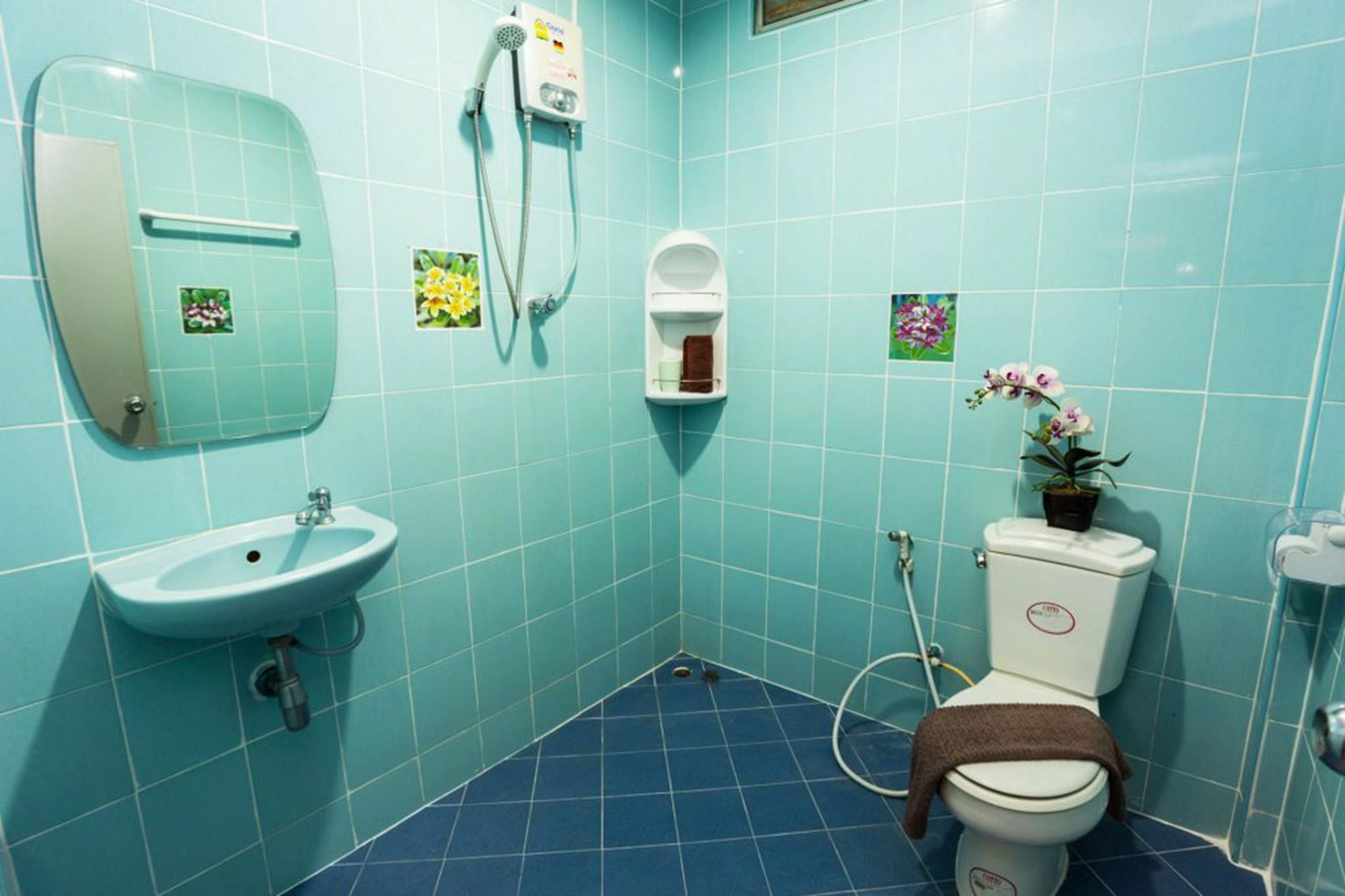 Rice Rooms And Restaurant Kata pláž Exteriér fotografie